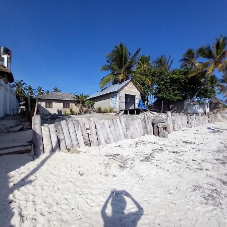 Bibi Mrembo Guesthouse Pingwe Exteriér fotografie