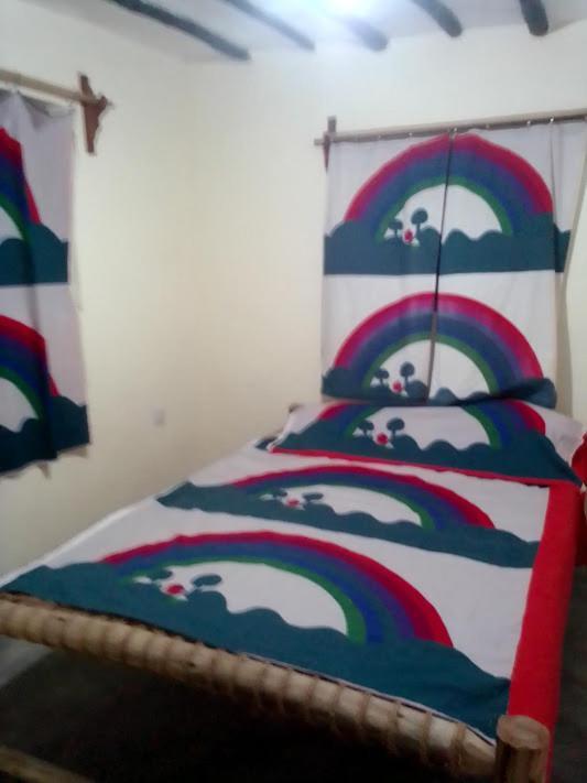 Bibi Mrembo Guesthouse Pingwe Exteriér fotografie